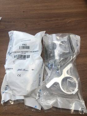 Laird Connectivity Inc. 729198692933 Fm2 - Fiberglass Antenna Mounting / Hardware Kit